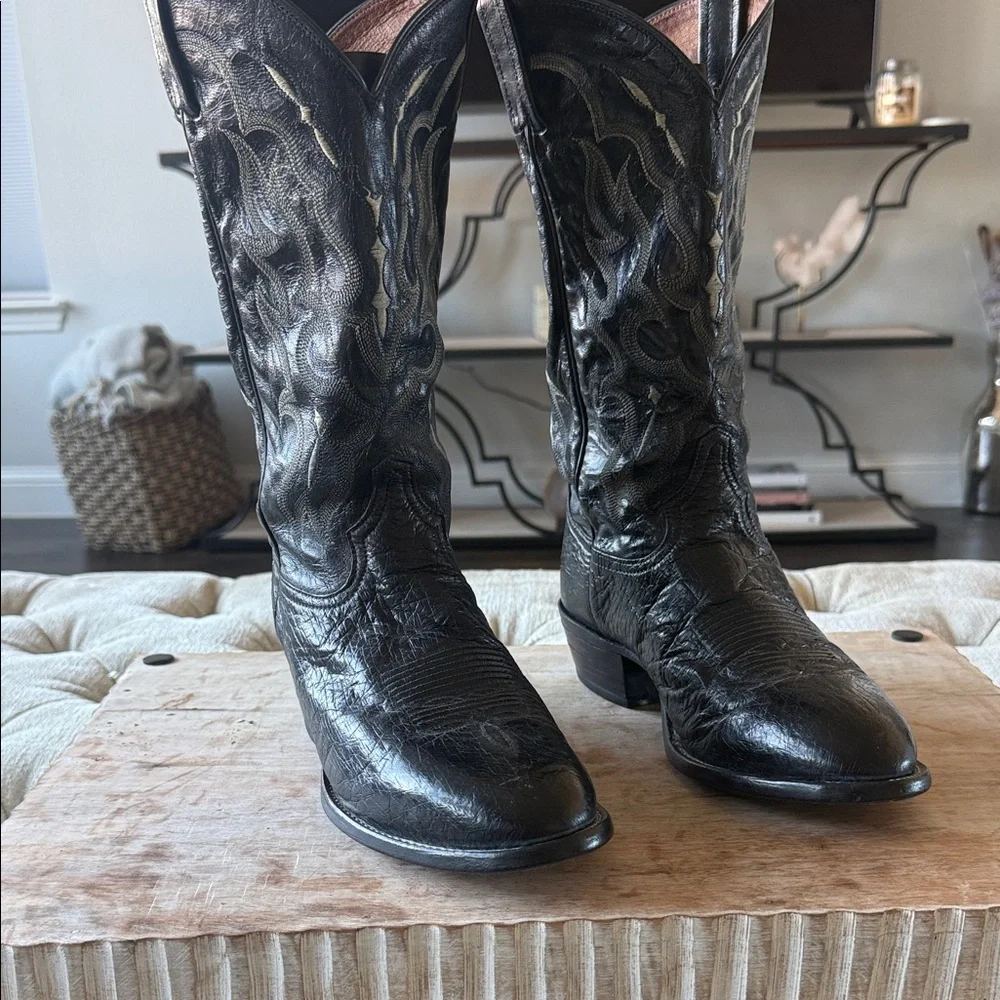 Tony Lama men’s 8.5 EE Black OSTRICH Leather Heeled‎ Boots
